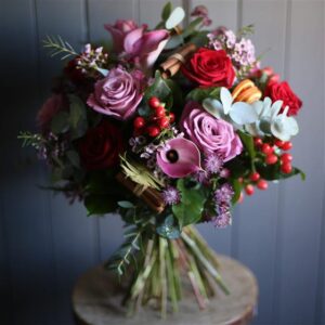 Aberdeen Florist | Same Day Flower Delivery | Flowers Aberdeen | Christmas Flower Bouquet